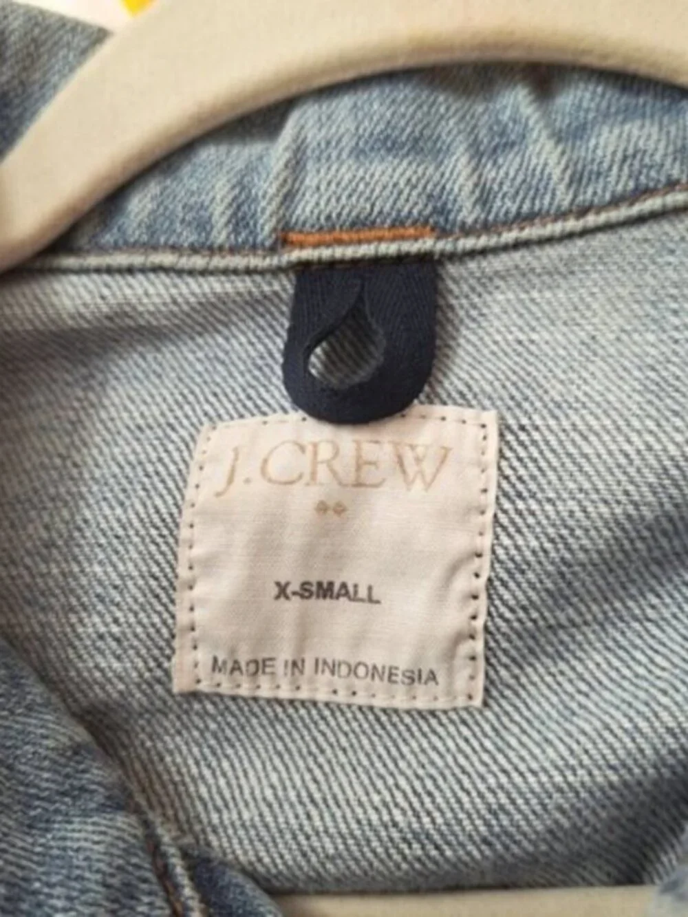 J. Crew womens Light Wash Distressed Denim Jacket Classic Fit X-Small